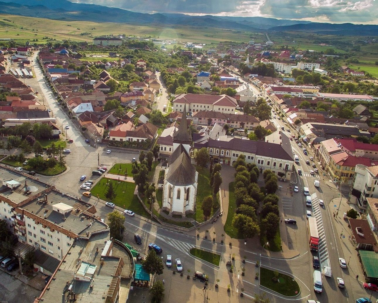 inchirieri auto huedin