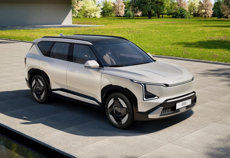 Noul Kia EV5 2026: SUV electric pentru familie și aventură în România