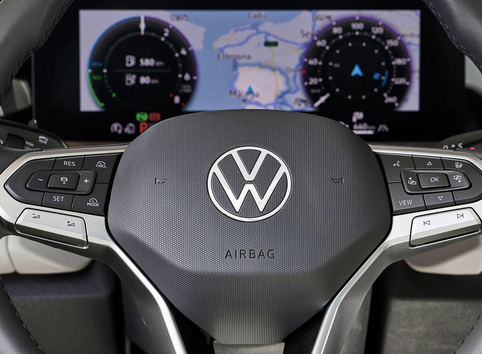 Volkswagen reduce personalul cu 50.000 de oameni. Cât de afectată va fi industria din România?