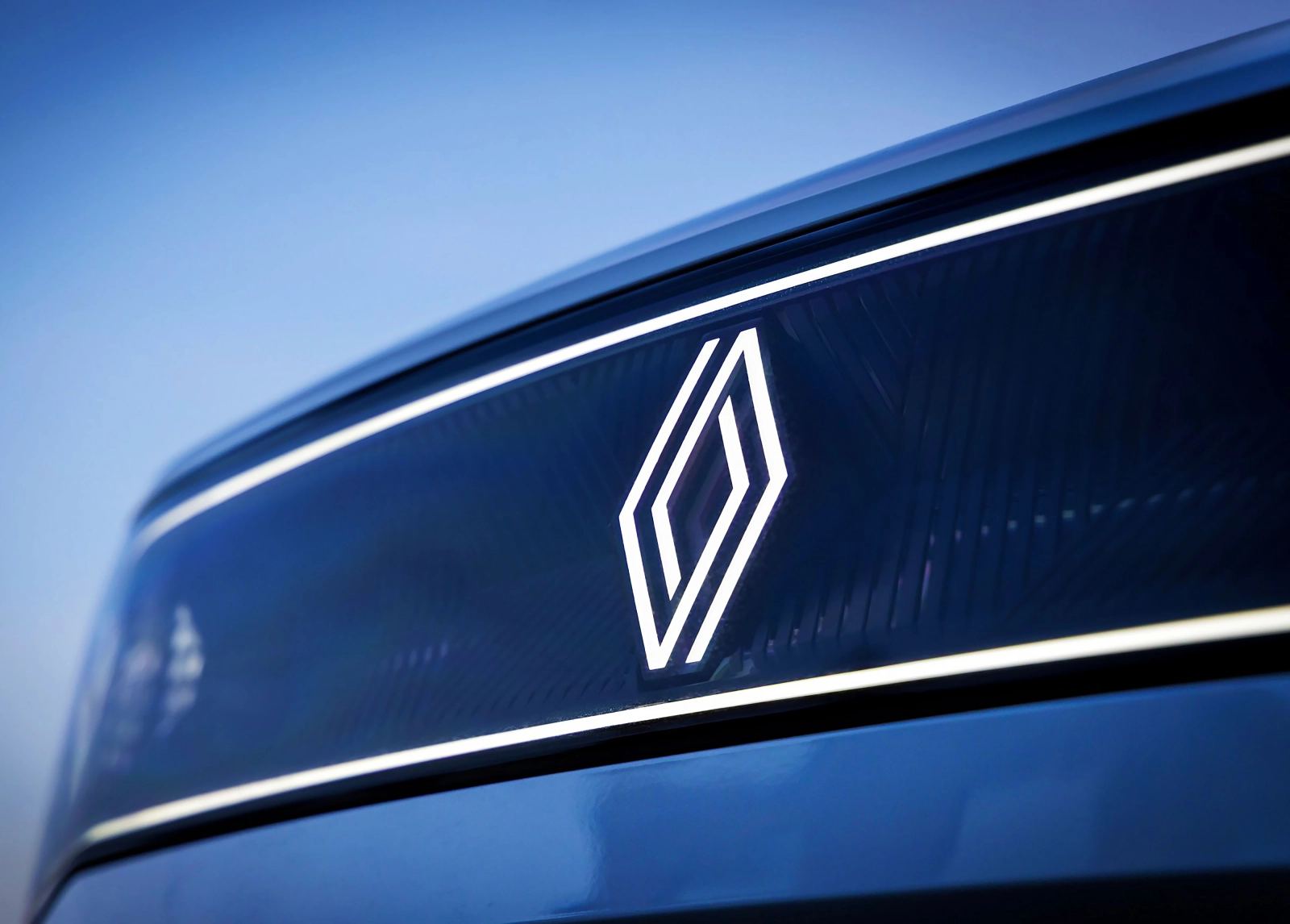 Upgrade tehnic pentru noile electrice Renault: Modelele R4 și R5 primesc motoare mai eficiente și autonomie crescută în 2027