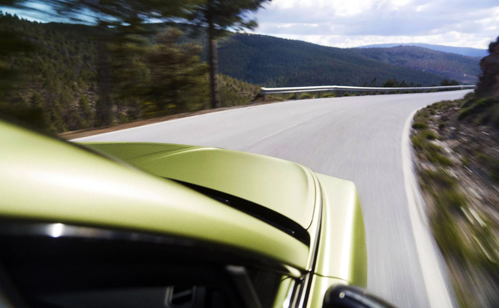 Bentley oferă detalii noi despre Torcal, cel mai puternic model de serie din istoria mărcii