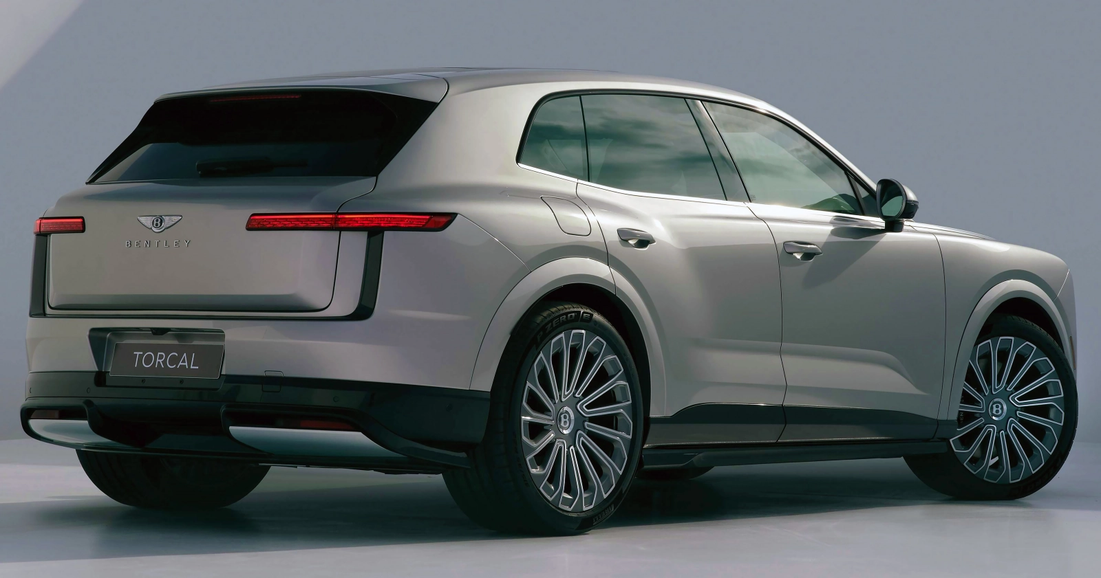 Bentley steps into the electric era, the new Torcal redefines the luxury SUV with 888 HP and 600 km of autonomy
