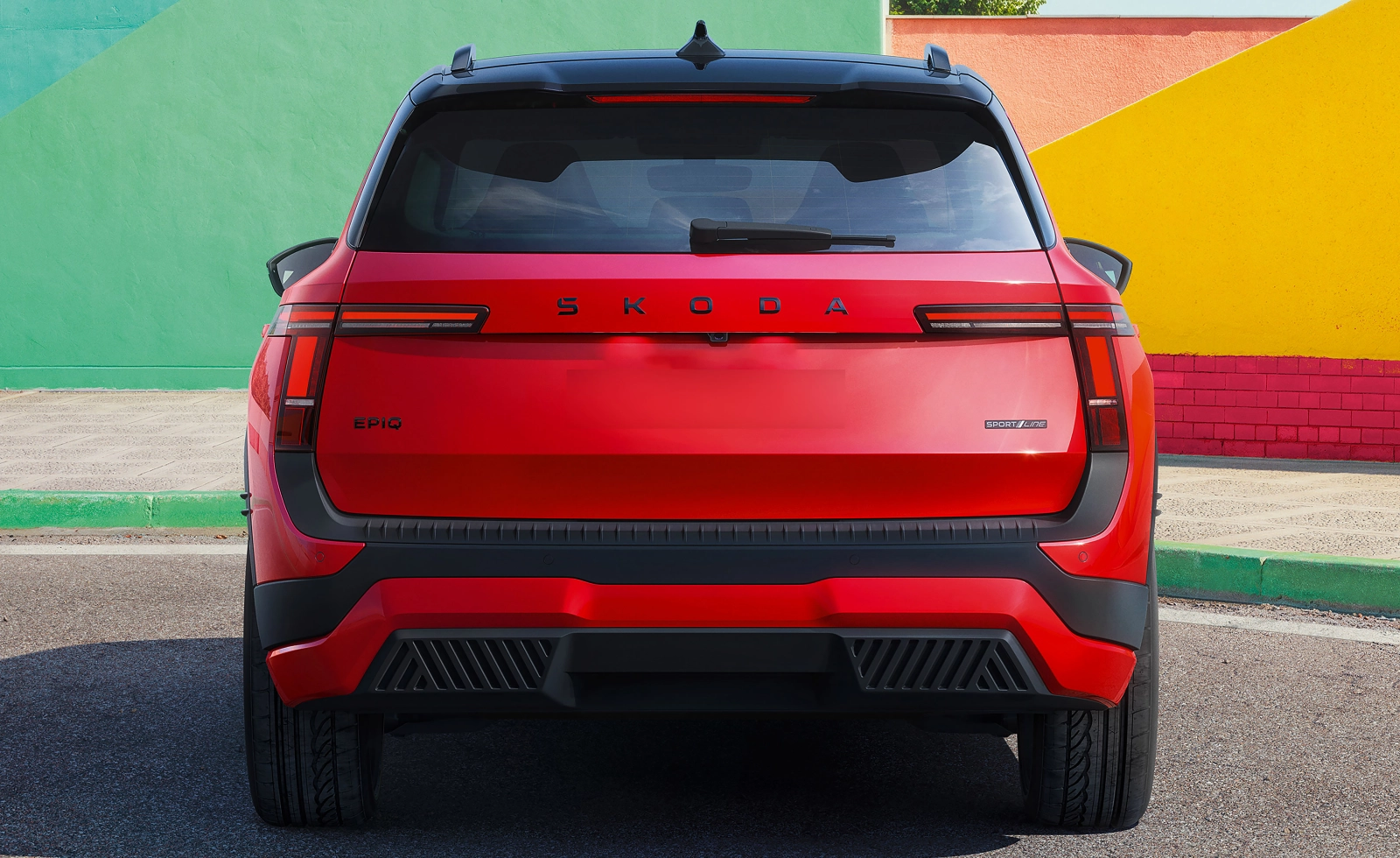 Noua Skoda Epiq Sportline debutează oficial cu faruri LED Matrix, plafon negru și două versiuni de putere
