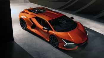 The Lamborghini Revuelto has been revealed