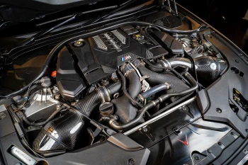 UE lasă ușa deschisă: maşinile noi cu motoare termice ar putea rămâne pe piaţă și după 2035