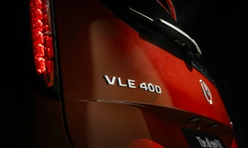 Mercedes-Benz lansează noua versiune de top VLE 400 4Matic cu 421 de cai putere, tracțiune integrală și autonomie de până la 642 km
